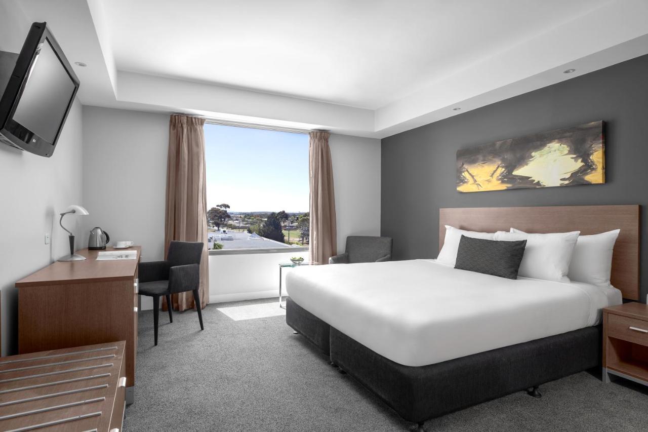 Mantra Tullamarine Hotel Melbourne Dış mekan fotoğraf